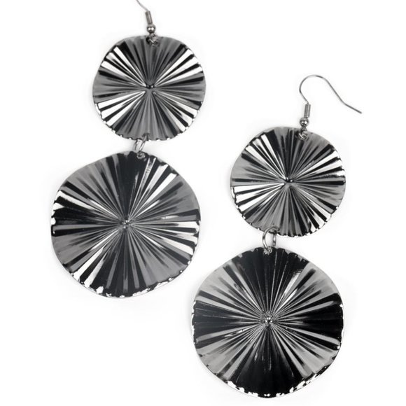 In Your Wildest FAN-tasy - Black Earrings - Picture 2 of 2